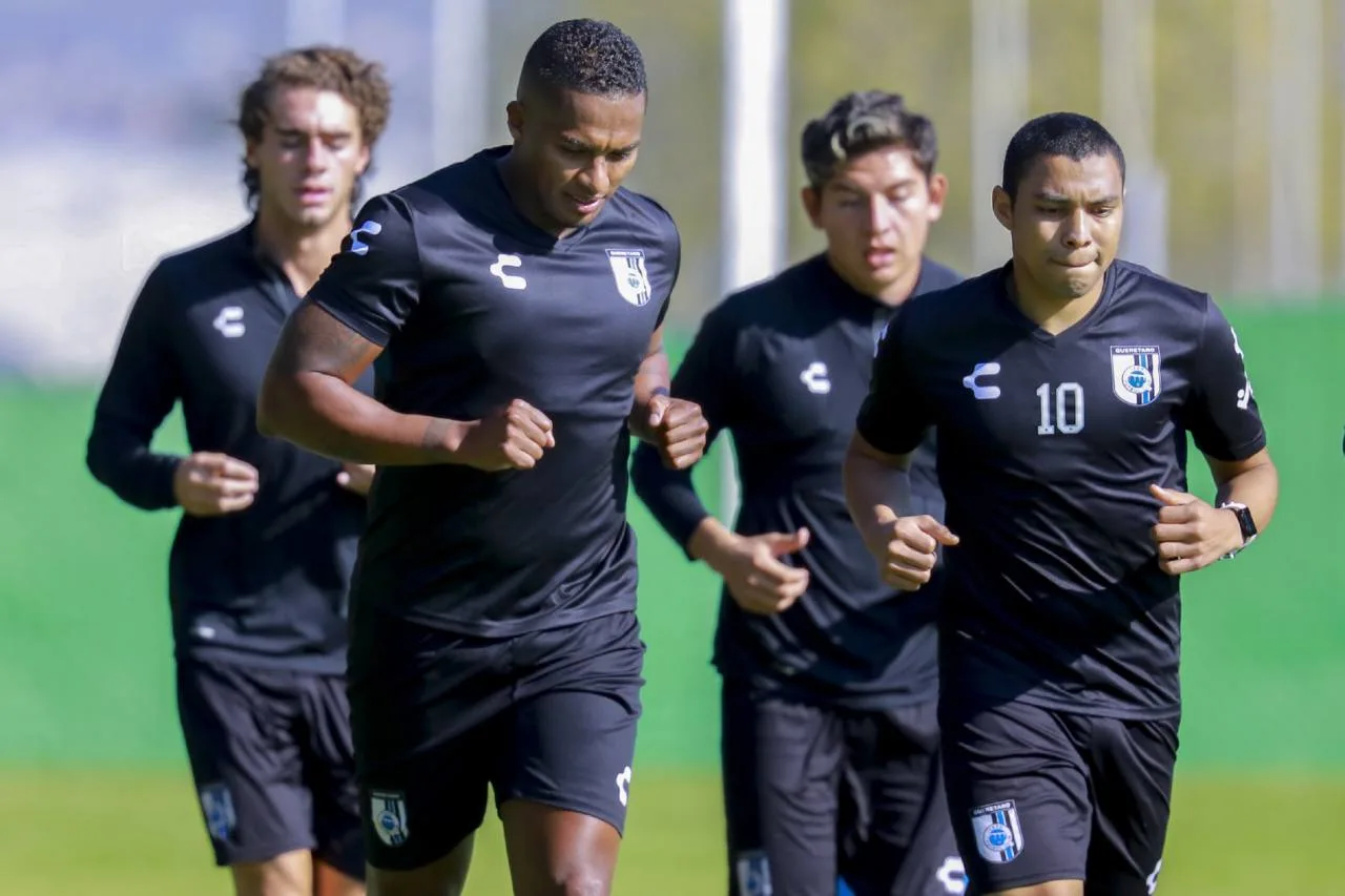 Deportes: Agenda de los jugadores ecuatorianos que participan en el exterior