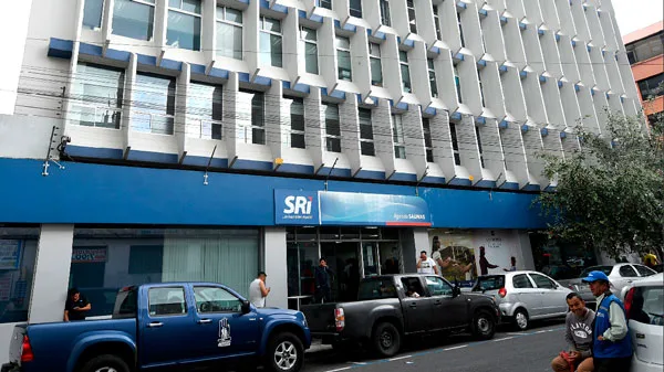 Ecuador: SRI recaudó $ 2.018 millones de dólares menos de lo previsto en 2020; llegó a 12.382 millones de dólares