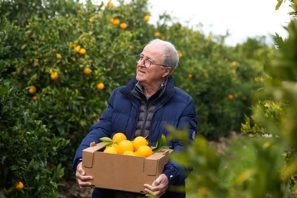 Juan Plasencia, Farmer Hunter Spain & Portugal de CrowdFarming: “Ofrecemos a los productores una solución a medida para vender sus cosechas directamente a los consumidores finales”