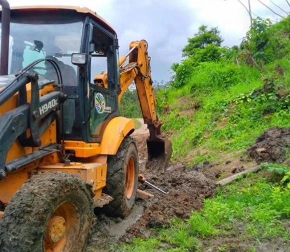 Prefectura de Esmeraldas continúa atendiendo las emergencias viales