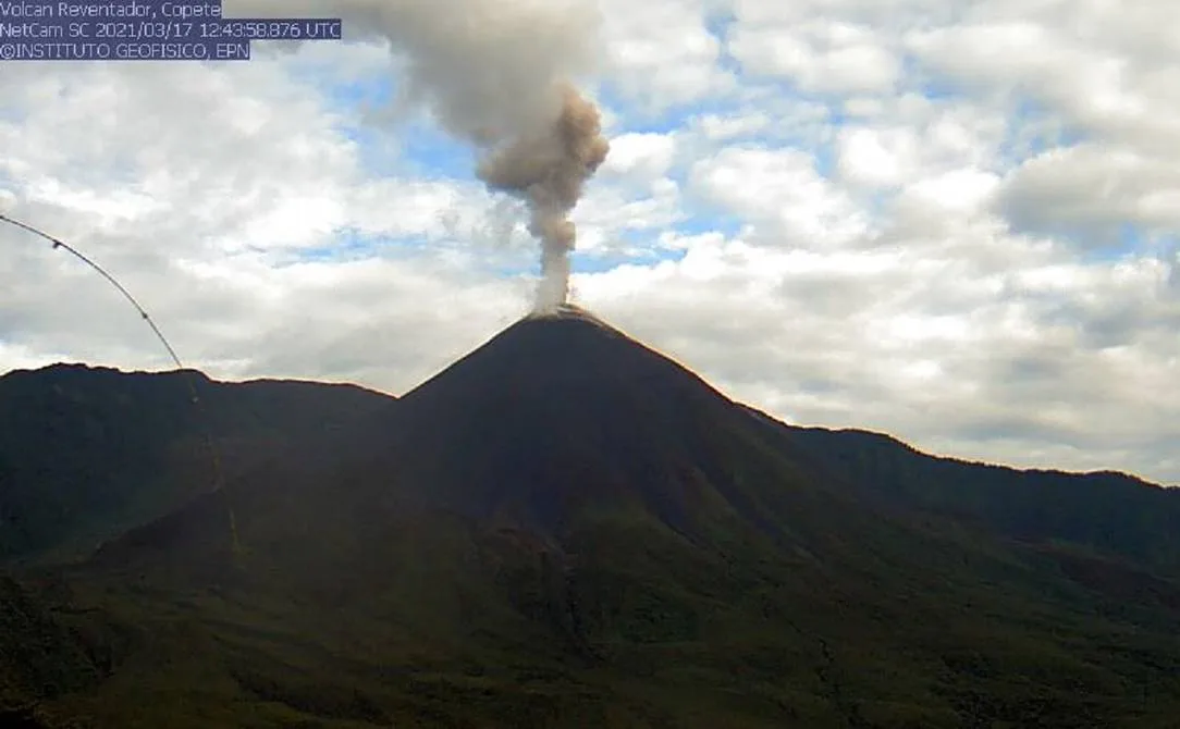 Ecuador: El volcán Sangay ha tenido al menos cinco erupciones grandes desde 2019. ¿Se esperan más emisiones de ceniza?