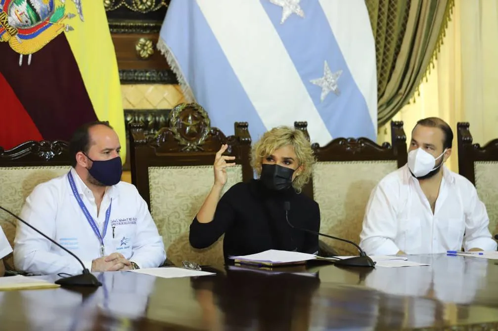 El 13 de abril se iniciará vacunación en Guayaquil con dosis de Sinovac, dentro del convenio Municipio-Gobierno