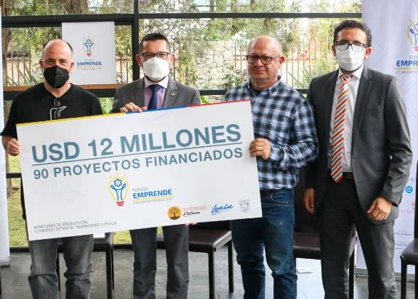 Ministerio de Producción entregó recursos a 90 proyectos productivos ganadores del Fondo Emprende: Ecuador Productivo