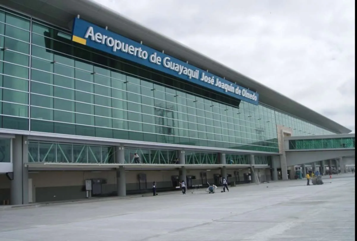 Vacunados contra el COVID-19 pueden ingresar sin PCR al aeropuerto José Joaquín de Olmedo