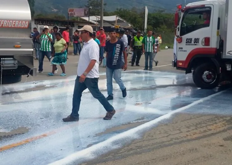 Colombia: Cerca de dos millones de litros de leche se están perdiendo en el país diariamente, según Analac