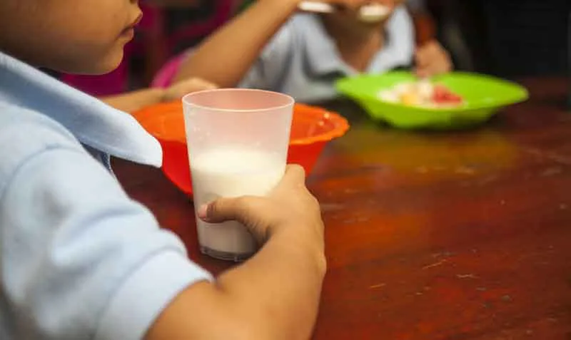 CAF aprobó crédito de USD 200 millones al Ecuador para reducir la desnutrición crónica infantil