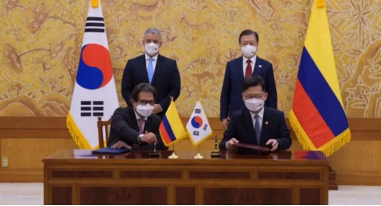 Ministros de Agricultura de Corea y Colombia firman acuerdo para fortalecer agricultura y agroindustria