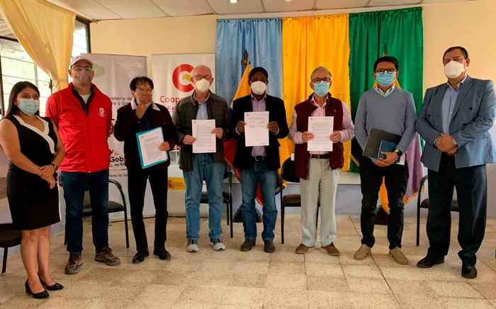 Ecuador: Agricultores de Pimampiro cuentan con Sistema de Riego Tecnificado