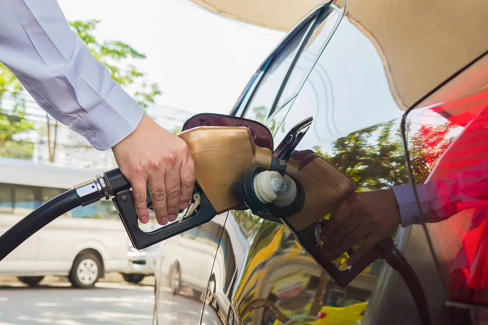 Precio de la gasolina extra y ecopaís sube a partir de este 12 de noviembre