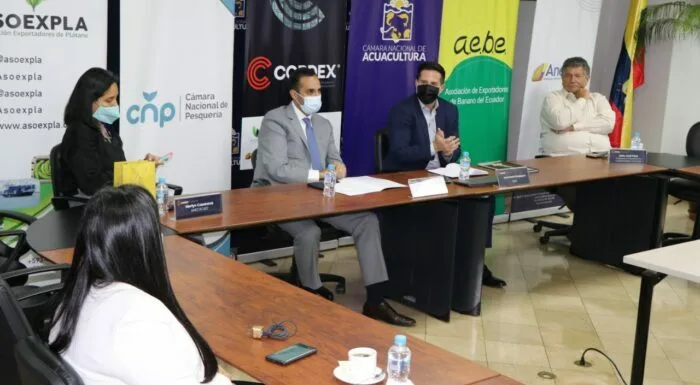 Ecuador: Gremios exportadores analizaron prioridades de agenda diplomática junto al canciller