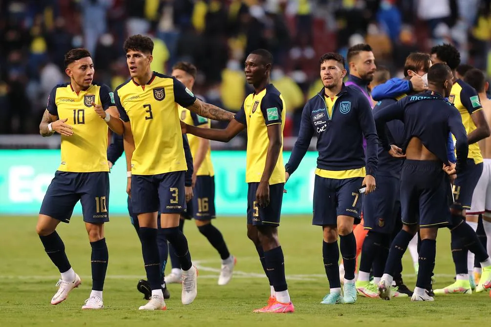 Deportes: Si el COE nacional no aprueba presencia de aficionados para el partido Ecuador-Brasil, FEF devolverá el dinero de las entradas
