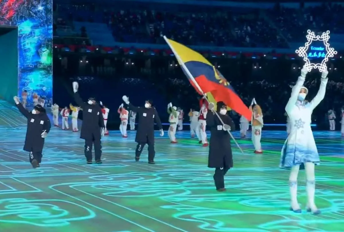 Deportes: Sarah Escobar desfiló con la bandera del Ecuador en los Juegos Olímpicos de Invierno