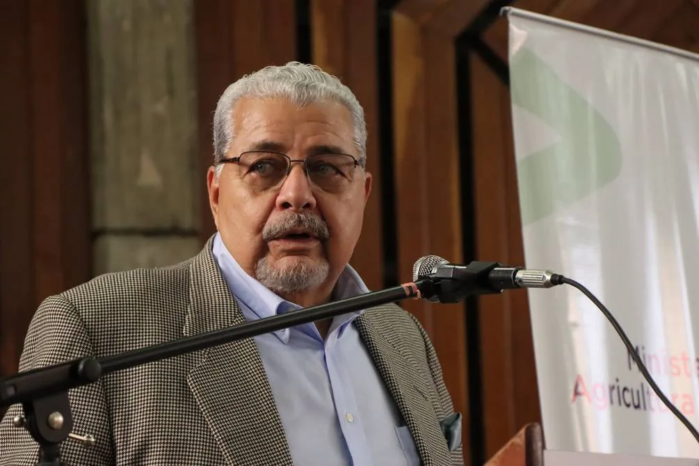 Ecuador: Ministro de Agricultura será llamado a la Asamblea Nacional por sus políticas agropecuarias