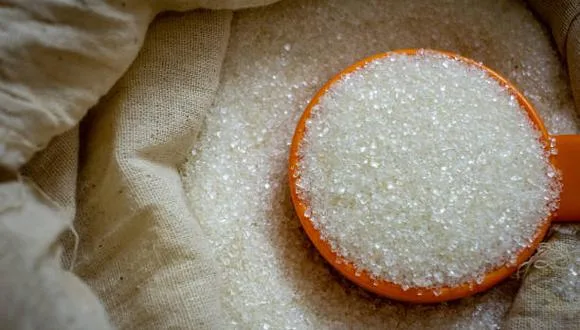 Déficit mundial de azúcar bajará a 1.1 millones de toneladas por más producción india