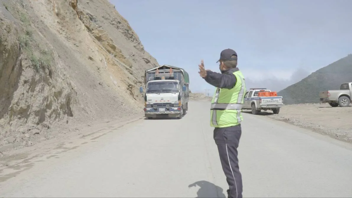 Vía Cuenca-Molleturo-El Empalme se reabrirá durante 12 horas desde hoy lunes 16 de mayo