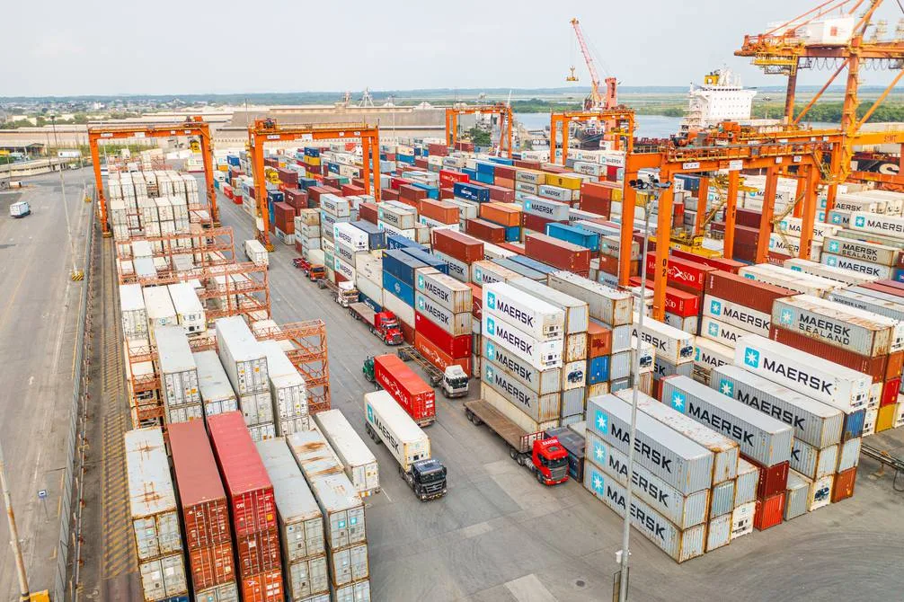 Ecuador: Contecon ampliará el tiempo de almacenaje gratuito en un 40 %, como apoyo al sector exportador afectado por paralizaciones
