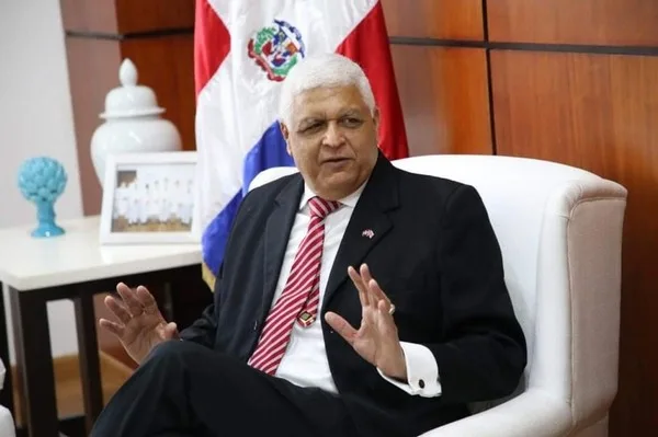 Internacional: “Esperamos que el mundo comprenda que es imposible mantener el mismo precio para el banano bajo esta situación de aumento de todos los costos”