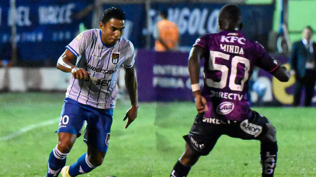 9 de Octubre sorprende y golea a IDV en la Copa Ecuador