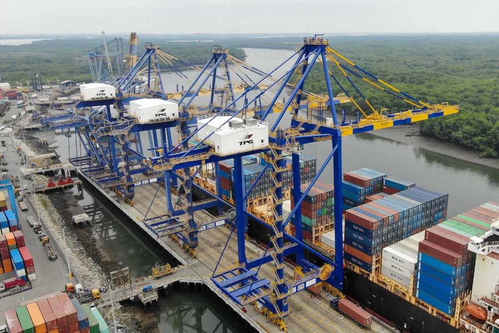 Terminal Portuario de Guayaquil se acerca a su meta de cerrar el 2022 con más de medio millón de contenedores movilizados