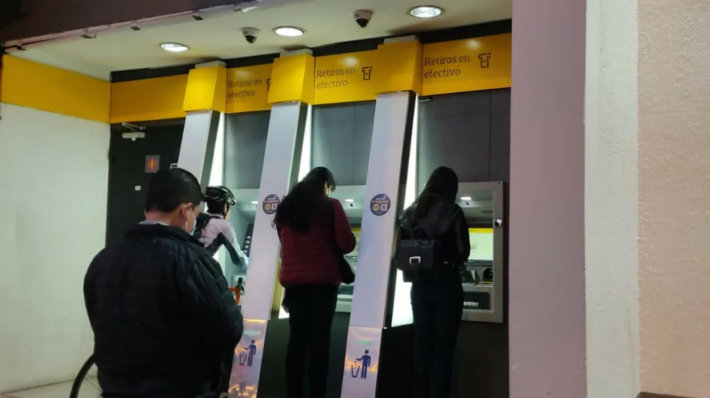 Así atenderán los bancos en el feriado de noviembre de 2022
