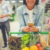 Internacional: Más de la mitad de los consumidores de la UE consideran el impacto climático al comprar alimentos, señalan estudios
