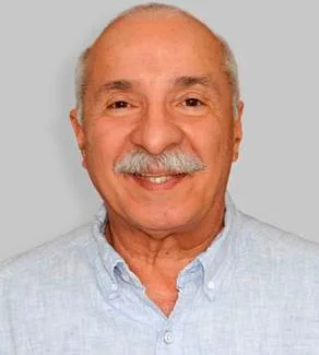 Dr. Martínez
