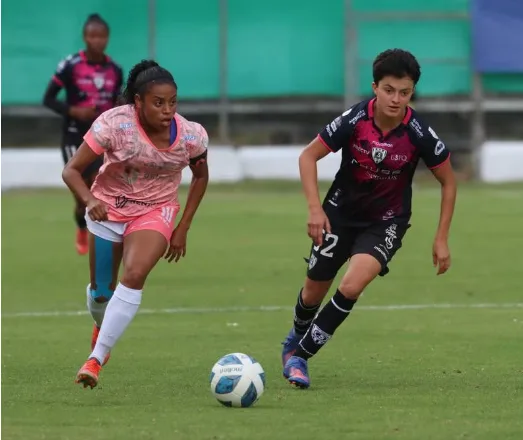 ¡Se definen los grupos de la Superliga Femenina Doradobet 2023! Conoce el nuevo formato del torneo y todos los detalles