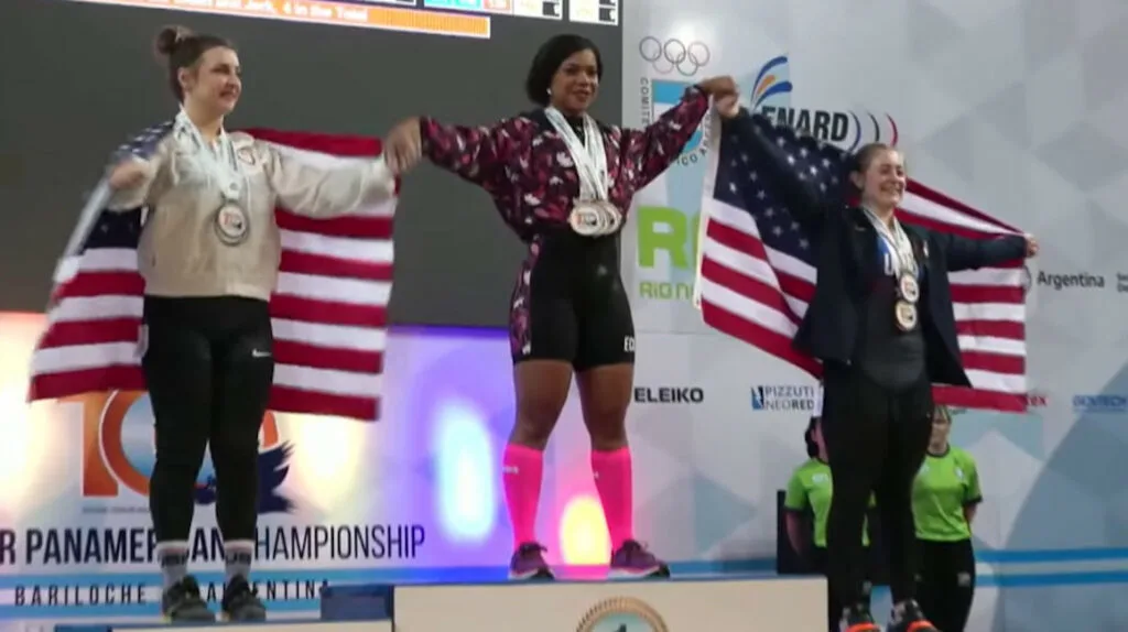 Angie Palacios se consagra campeona en el Panamericano de Pesas