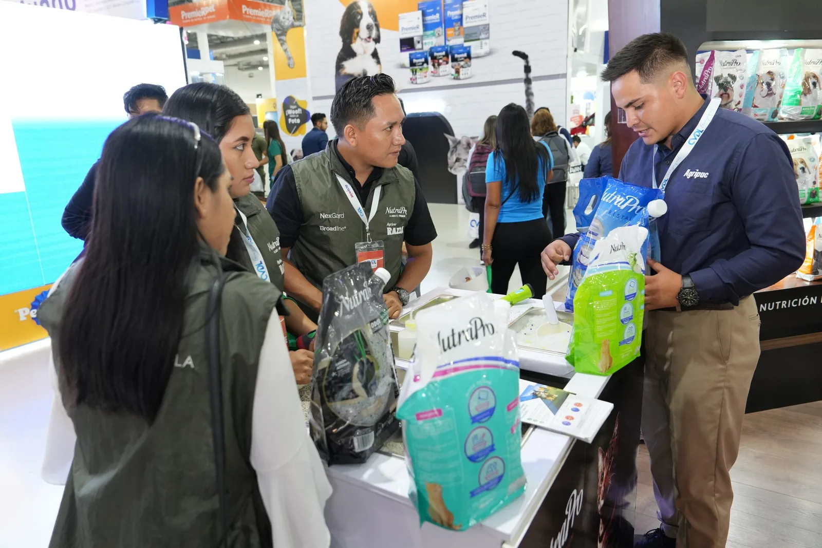 Agripac cuida a su mascota con lanzamiento de nuevos productos