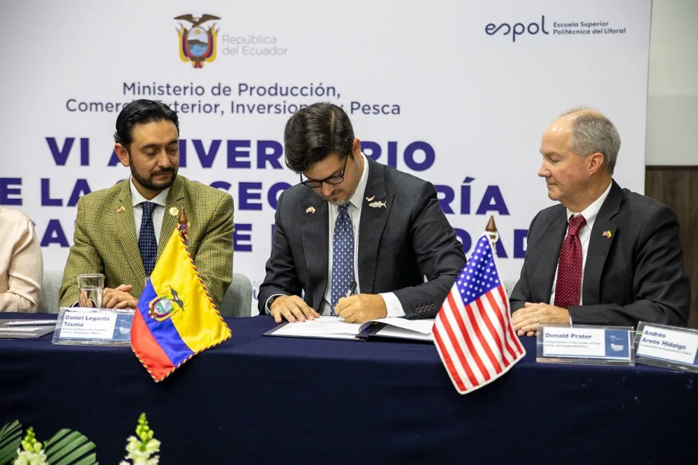 Ecuador y EE.UU. Firman acuerdo para garantizar inocuidad de Camarón