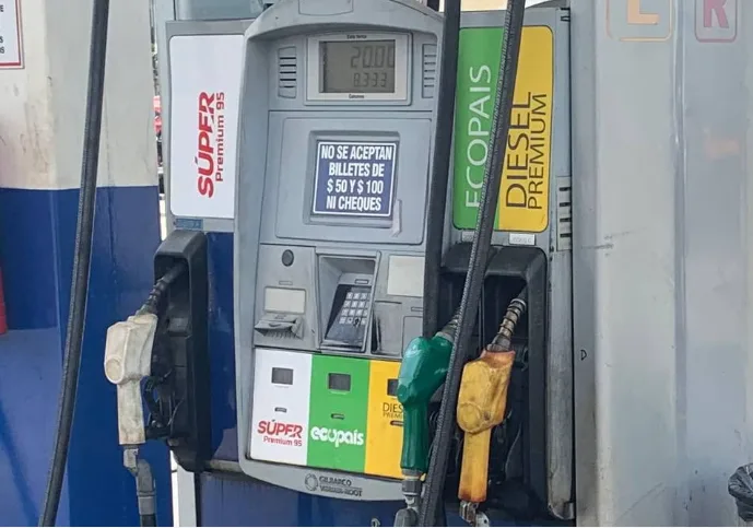 Cupo de diésel prémium se aumentó a 166 gasolineras por inicio de clases en la Sierra y romería en Loja