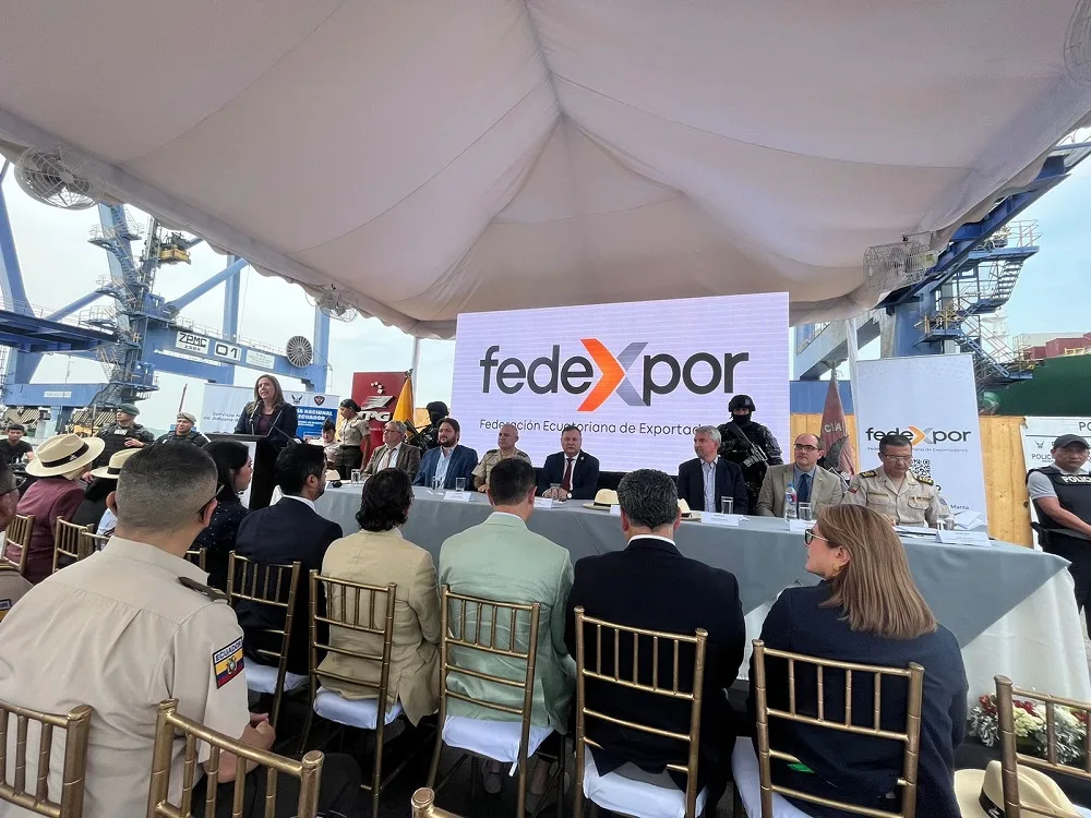 FEDEXPOR y la Policía Nacional se unen por la seguridad en exportaciones