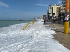 Alerta en la Costa ecuatoriana: Oleajes y aguaje hasta el 27 de noviembre