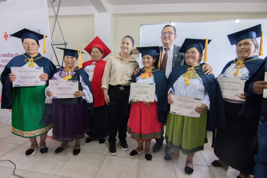 Productores de Imbabura Celebran Graduación en Capacitaciones de Agricultura Sostenible