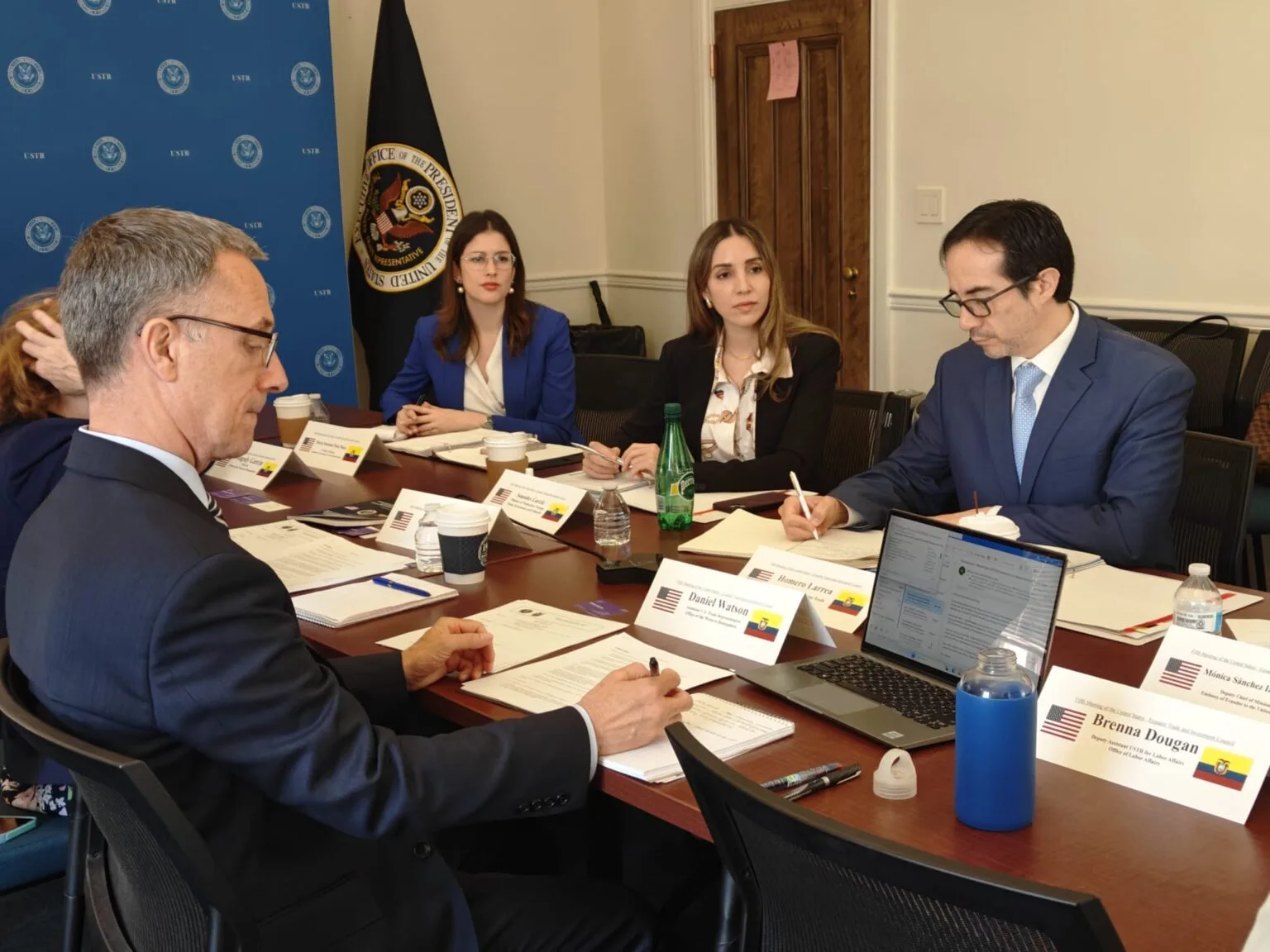 Estados Unidos y Ecuador fortalecen la cooperación comercial en la quinta reunión del TIC