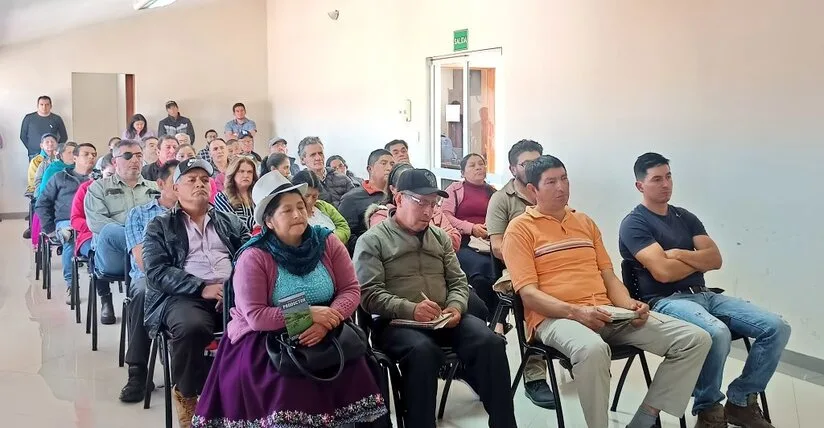 Capacitan a Ganaderos del Azuay en Nuevas Normas de Precio de la Leche