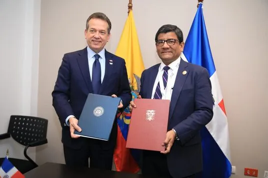 Ecuador Refuerza la Integración Comercial con la República Dominicana en el XV Encuentro Empresarial Iberoamericano