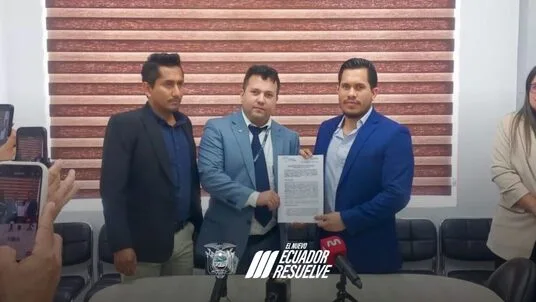 ECUADOR: Se Firma la Entrega de la Obra Pública del Aeropuerto Eloy Alfaro de Manta