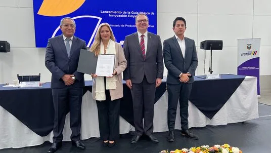 ECUADOR: Alianza Estratégica en Tungurahua Promueve la Innovación y el Emprendimiento Juvenil