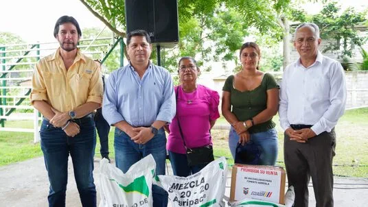 ECUADOR: Productores de Guayas reciben apoyo para potenciar cultivos de maíz, arroz y cacao.