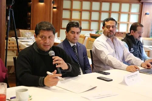 Ecuador impulsa el mejoramiento genético bovino con la creación de una Mesa Técnica