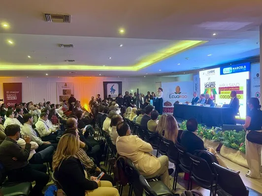 ECUADOR: Con un llamado a fortalecer la cadena productiva del cacao, se inauguró la Cumbre en Guayaquil
