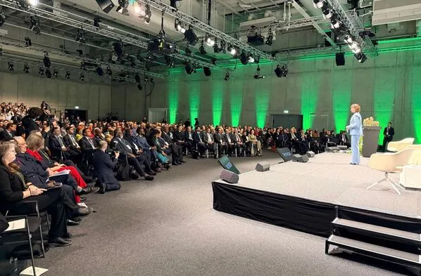 Ecuador plantea acceso equitativo al agua en foro agrícola mundial