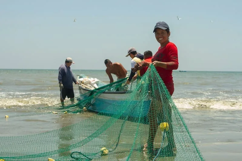 Ecuador impulsa nueva etapa de pesca sostenible