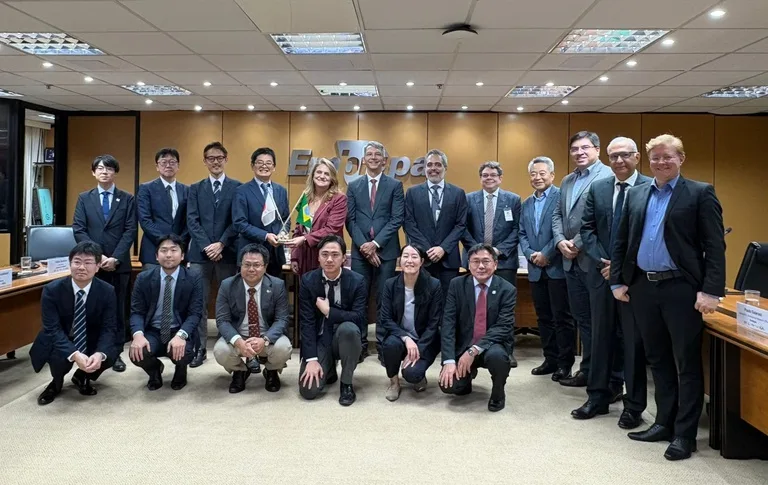 Brasil y Japón concluyen un proyecto de agricultura digital y amplían su cooperación en el sector agroindustrial.